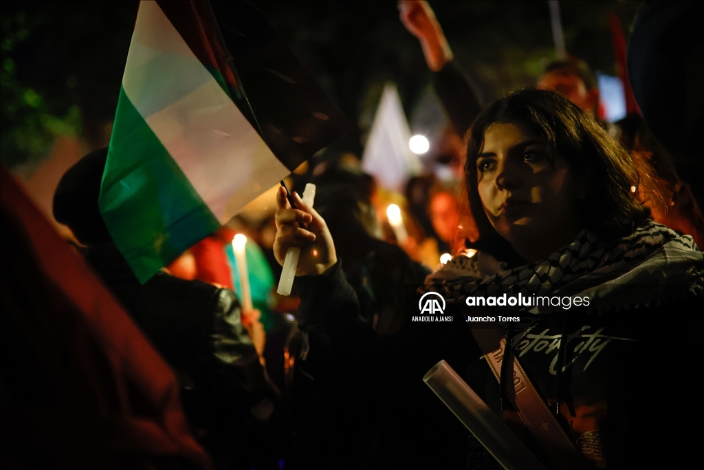 İsrail'in Gazze'deki hastaneye saldırısı Bogota'da protesto edildi 