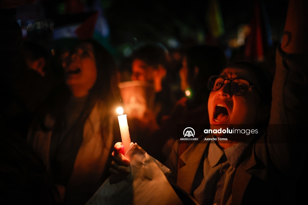 İsrail'in Gazze'deki hastaneye saldırısı Bogota'da protesto edildi 