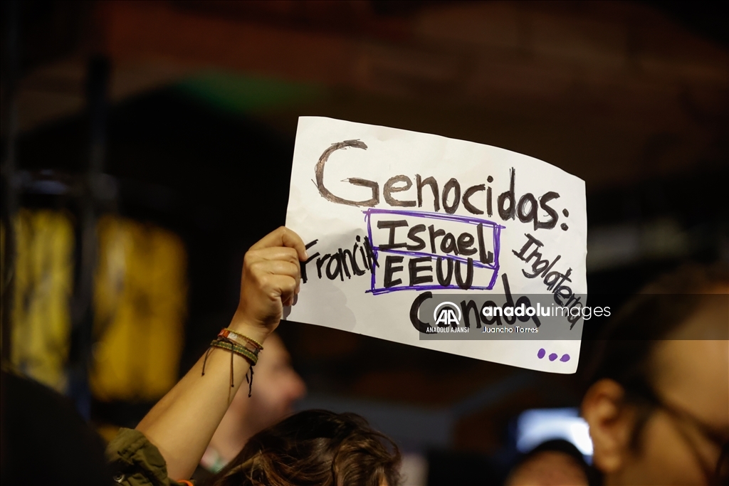 İsrail'in Gazze'deki hastaneye saldırısı Bogota'da protesto edildi 