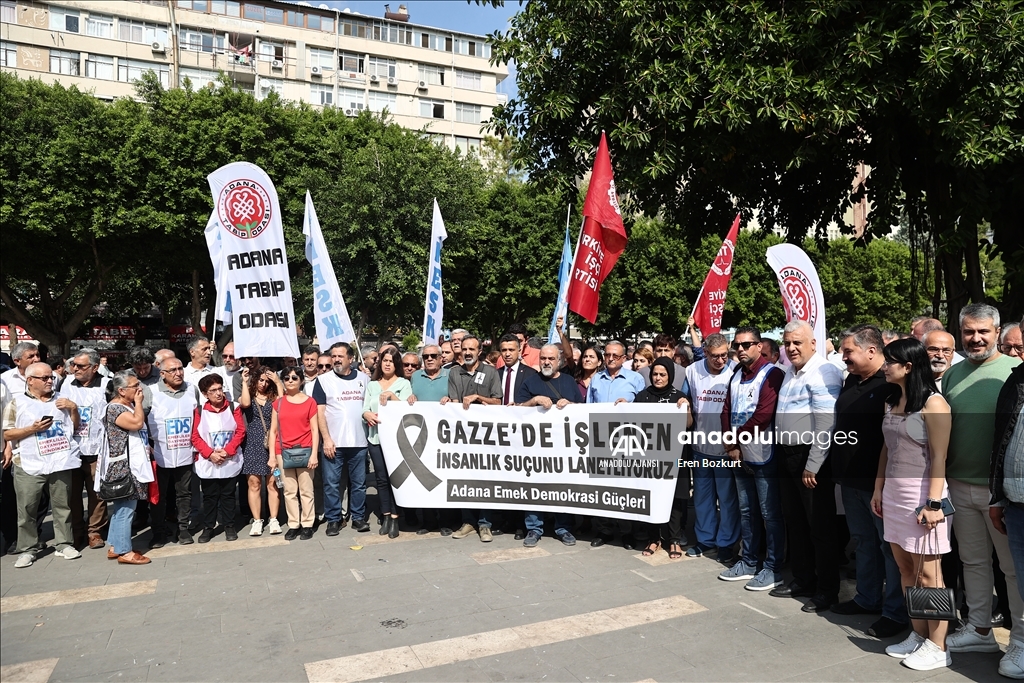 Adana ve çevre illerde Filistin'de hayatını kaybedenler için gıyabi cenaze namazı