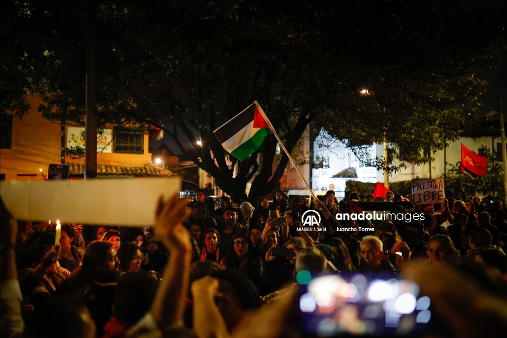 İsrail'in Gazze'deki hastaneye saldırısı Bogota'da protesto edildi 