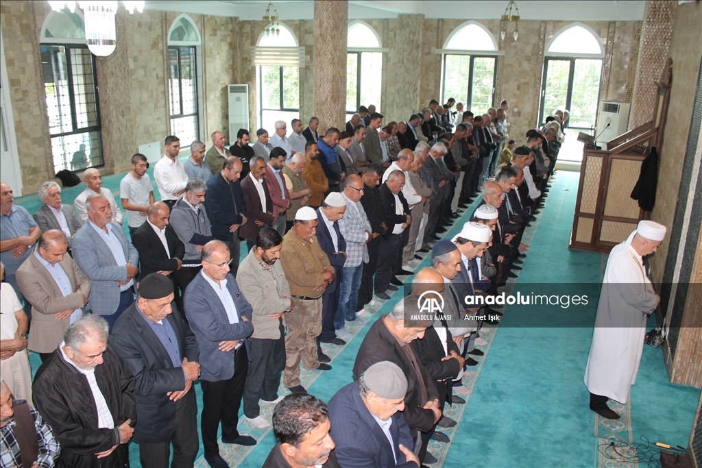 Diyarbakır ve çevre illerde Filistin'de hayatını kaybedenler için gıyabi cenaze namazı kılındı