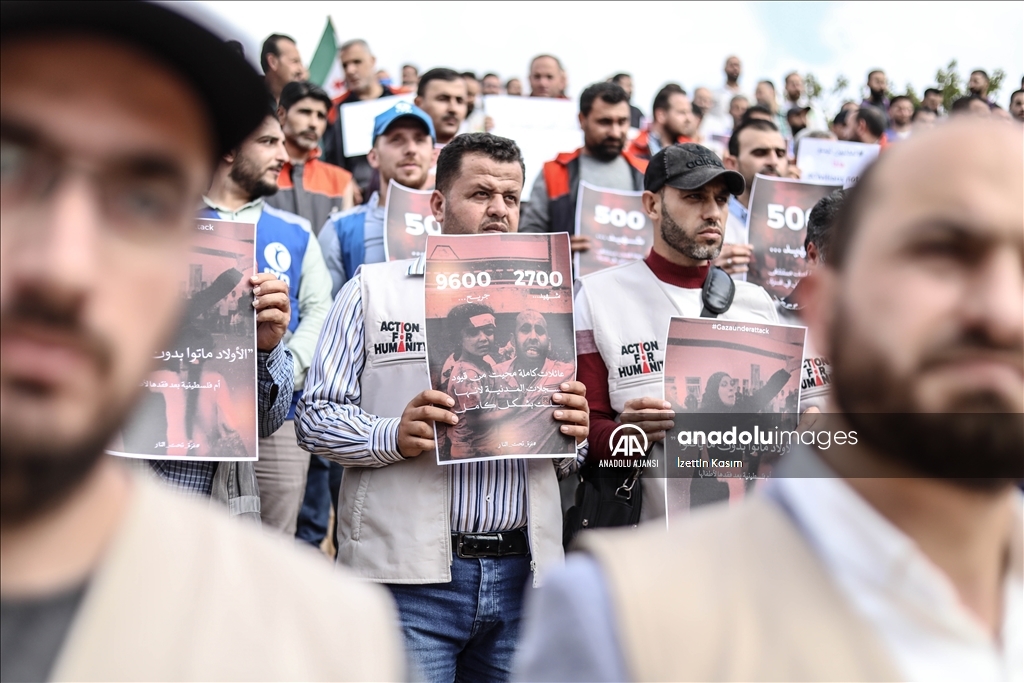 İdlib'de insani yardım çalışanları, Gazze'ye destek için gösteri düzenledi