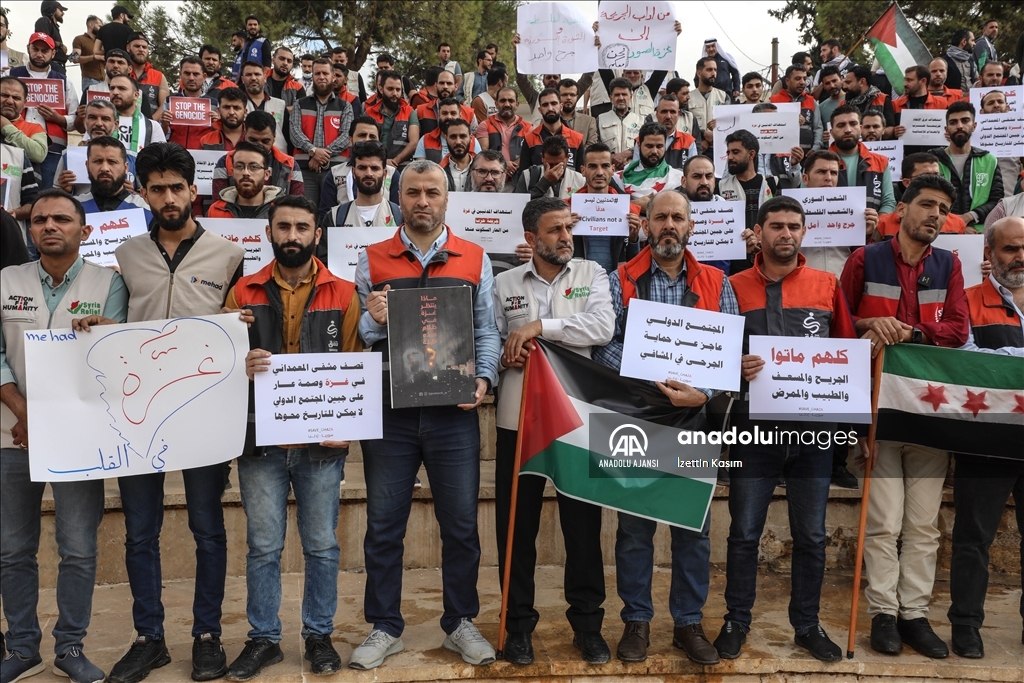 İdlib'de insani yardım çalışanları, Gazze'ye destek için gösteri düzenledi