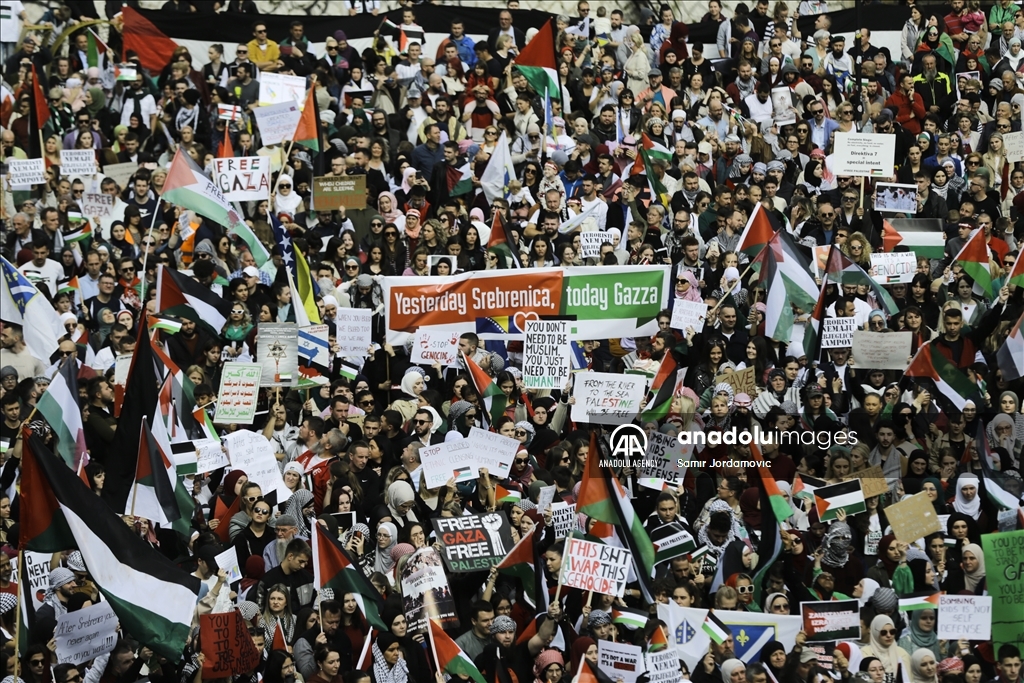 Hiljade ljudi na skupu podrške narodu Palestine u Sarajevu: "Zaustavite genocid u Gazi"