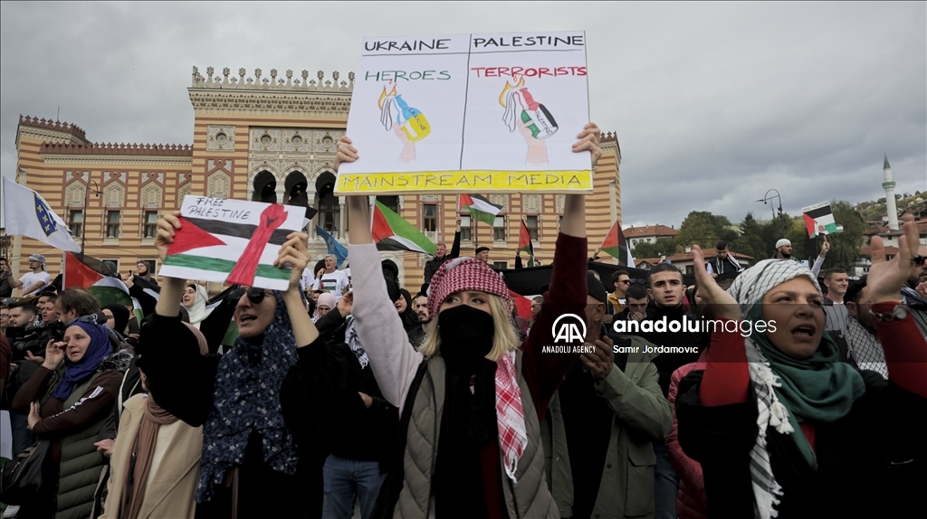 Hiljade ljudi na skupu podrške narodu Palestine u Sarajevu: "Zaustavite genocid u Gazi"