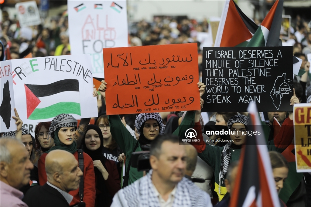 Hiljade ljudi na skupu podrške narodu Palestine u Sarajevu: "Zaustavite genocid u Gazi"