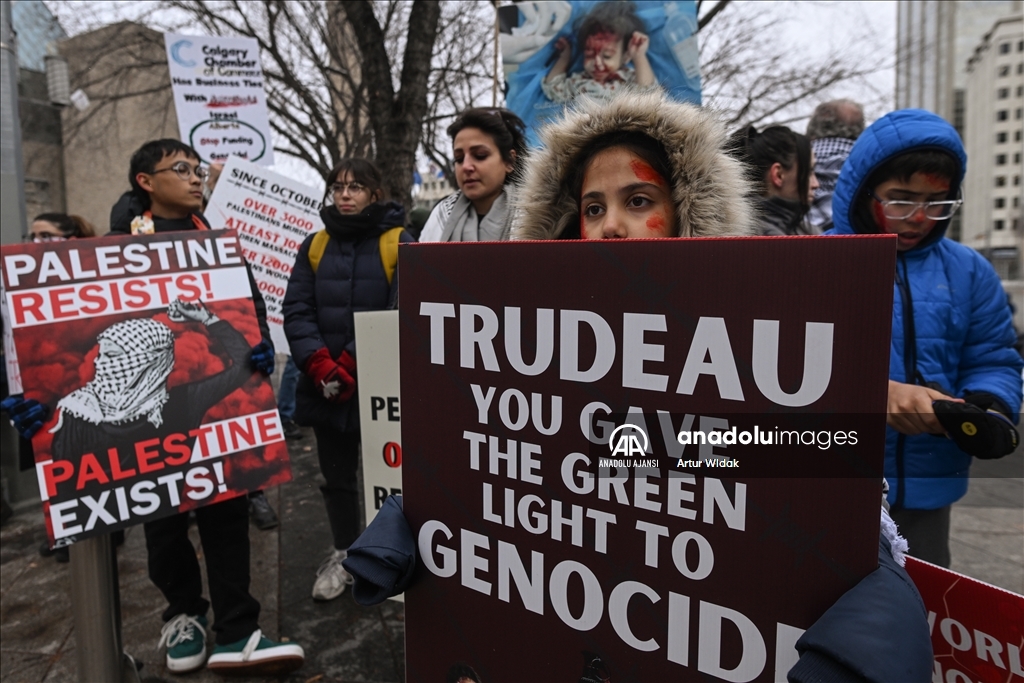 Kanada'nın Edmonton kentinde Filistin'e destek için ölüm eylemi