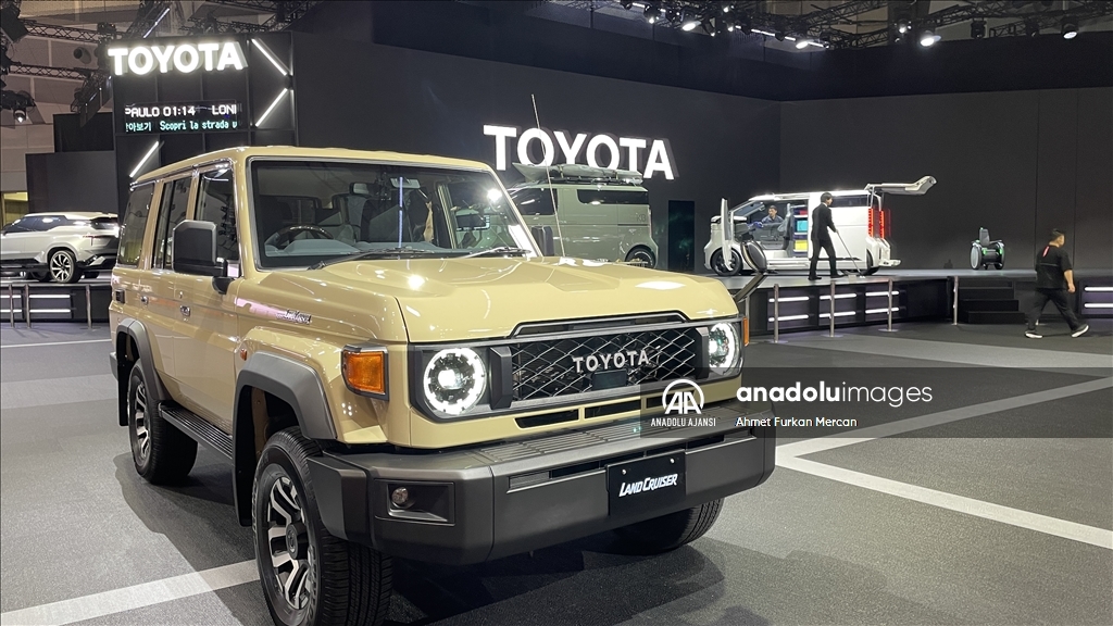 Japonya'da "Mobility Show" yeni nesil elektrikli araçlar, uçan arabalar ve robotlara ev sahipliği yapıyor