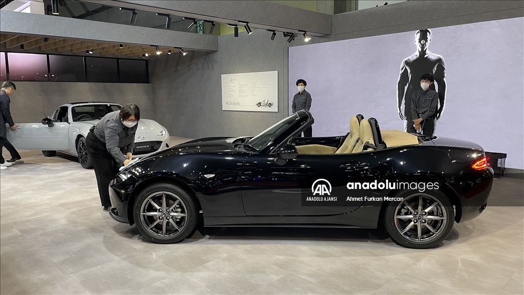 Japonya'da "Mobility Show" yeni nesil elektrikli araçlar, uçan arabalar ve robotlara ev sahipliği yapıyor