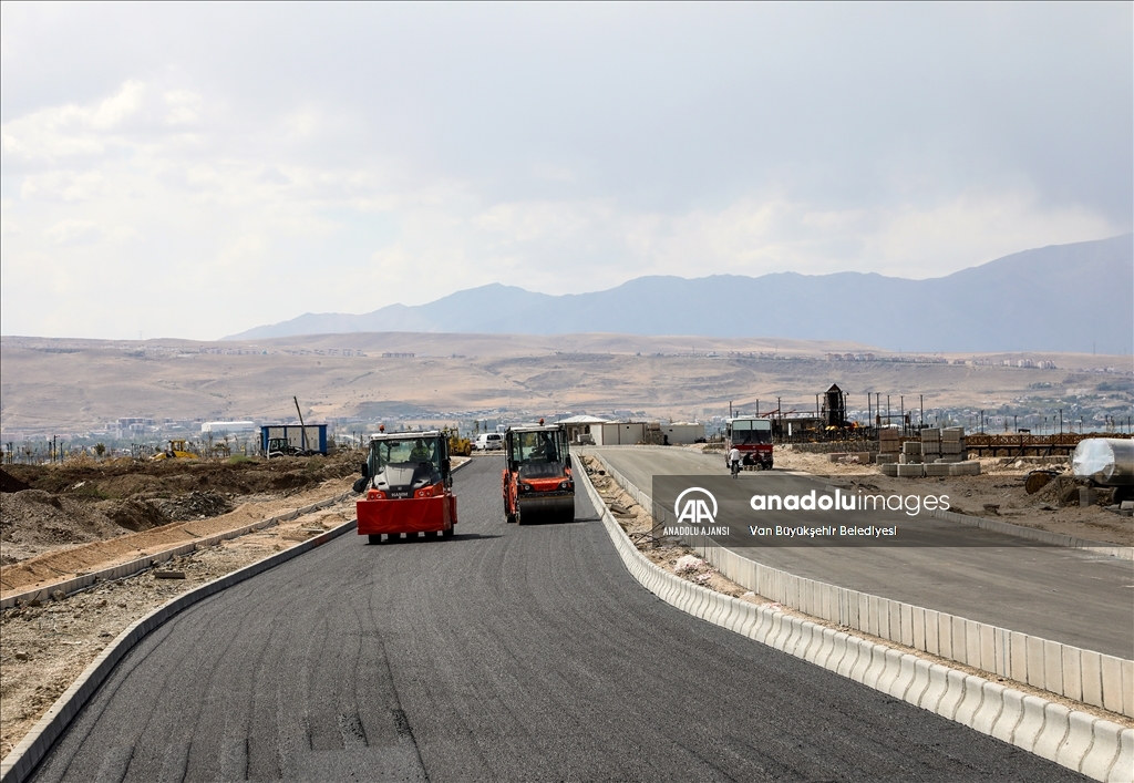 Van Gölü kıyıları, "Sahil Yolu" ve 1100 dönümlük park projesiyle güzelleştiriliyor