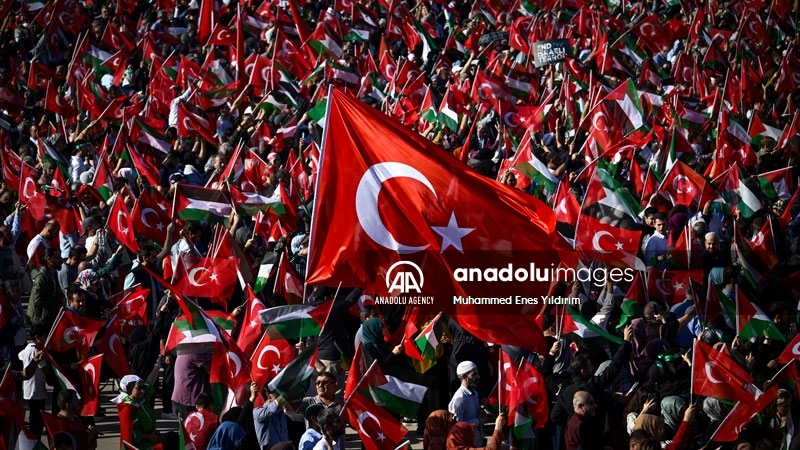 "میتینگی گەورەی فەڵەستین"