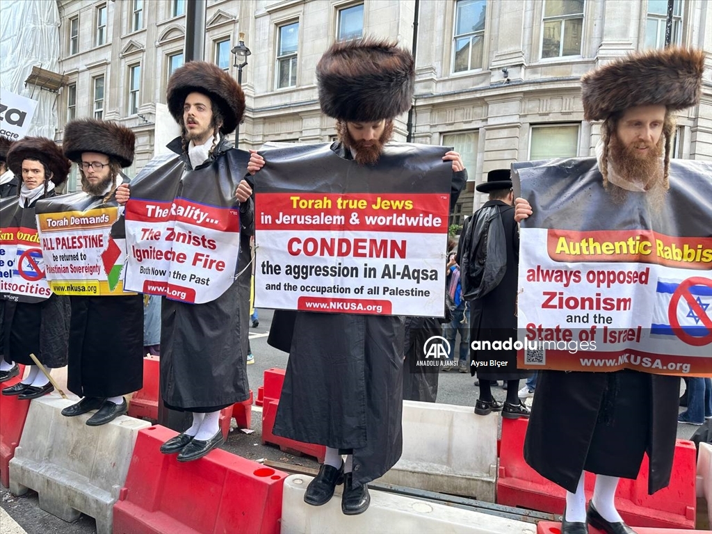 Londra'da Filistin'e destek gösterisi düzenlendi