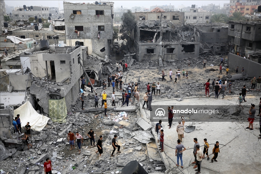 İsrail ordusunun Gazze'ye yönelik yoğun bombardımanı devam ediyor