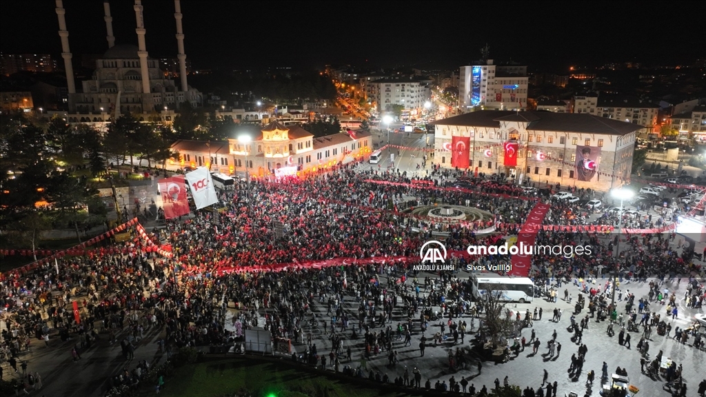 Sivas'ta Cumhuriyet'in 100. yılı kutlanıyor