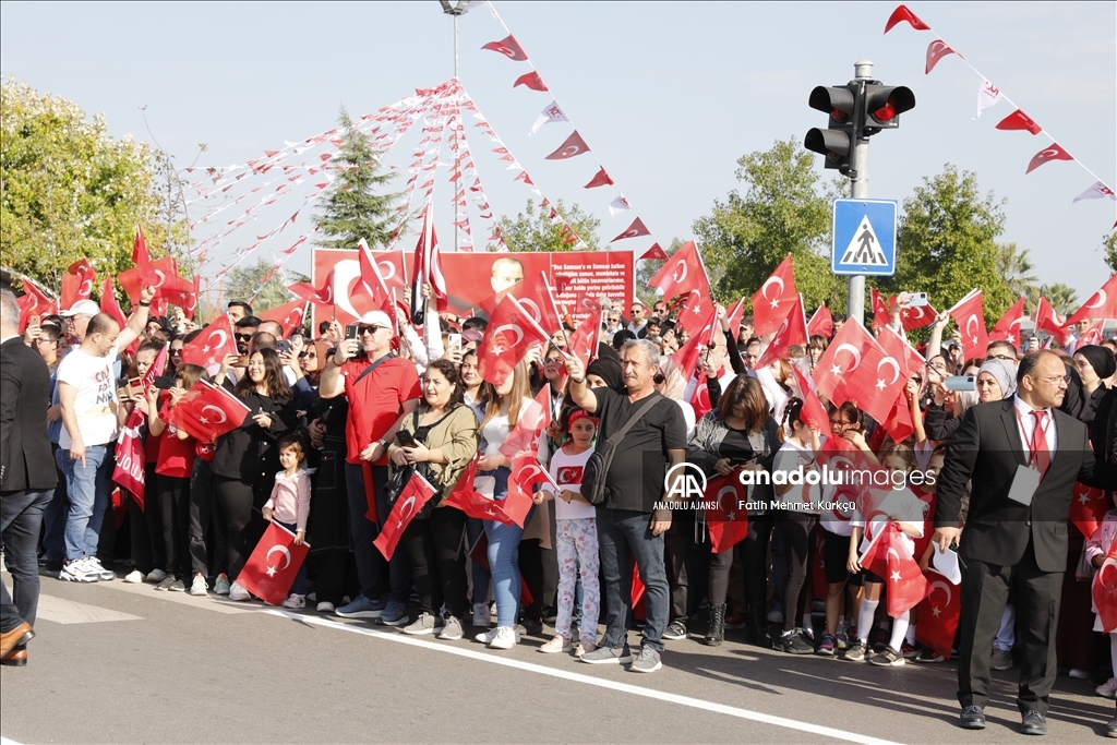 Cumhuriyet'e giden yolda ilk adımın atıldığı Samsun'da 100. yıl coşkusu