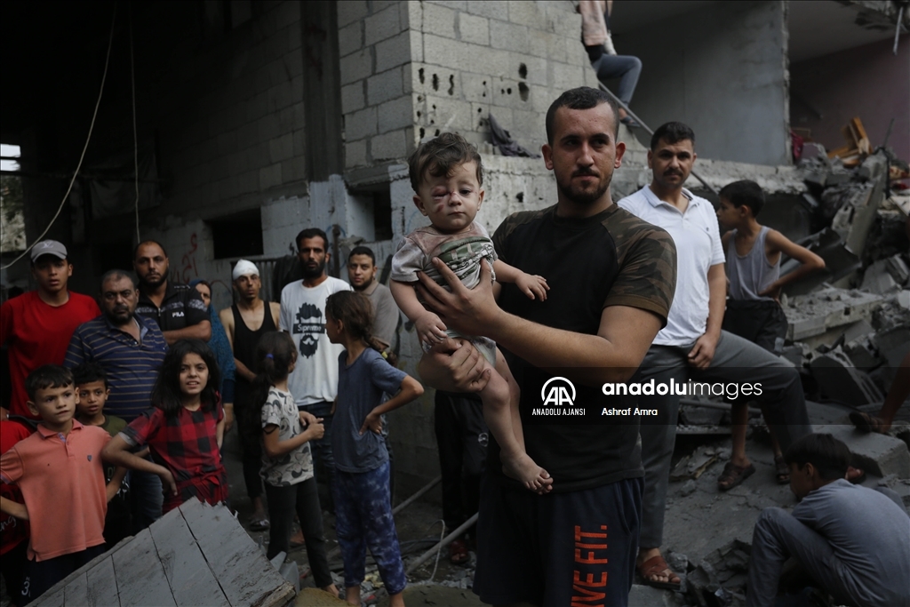 İsrail ordusunun Gazze'ye yönelik yoğun bombardımanı devam ediyor