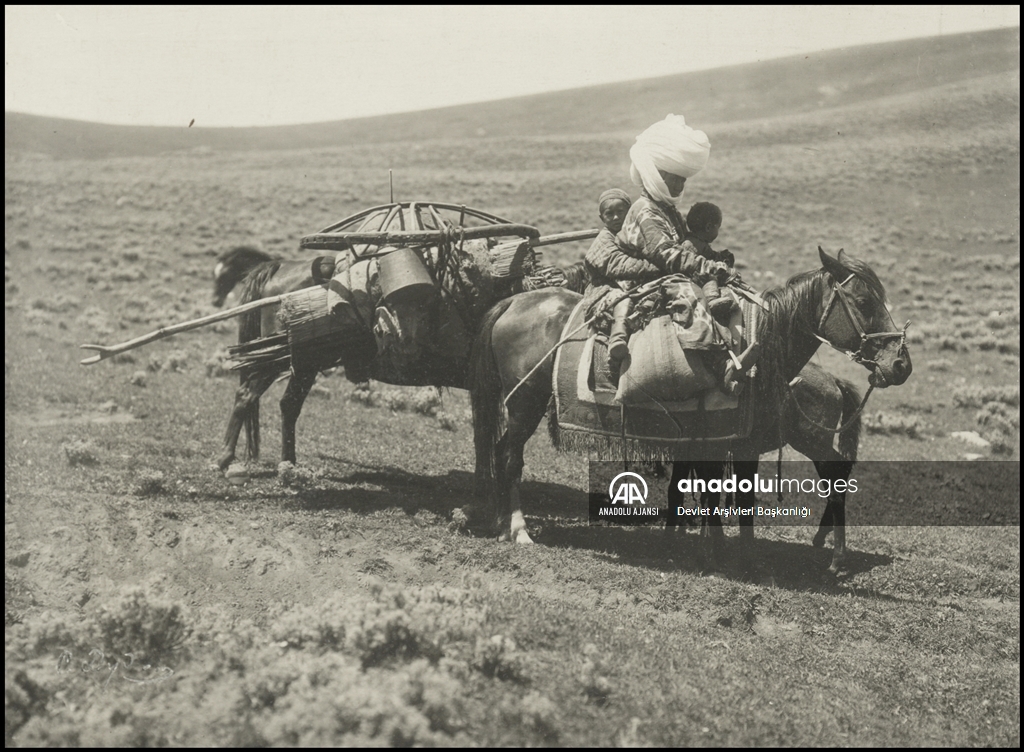 Türk boylarının 111 yıllık fotoğrafları Devlet Arşivleri'nde