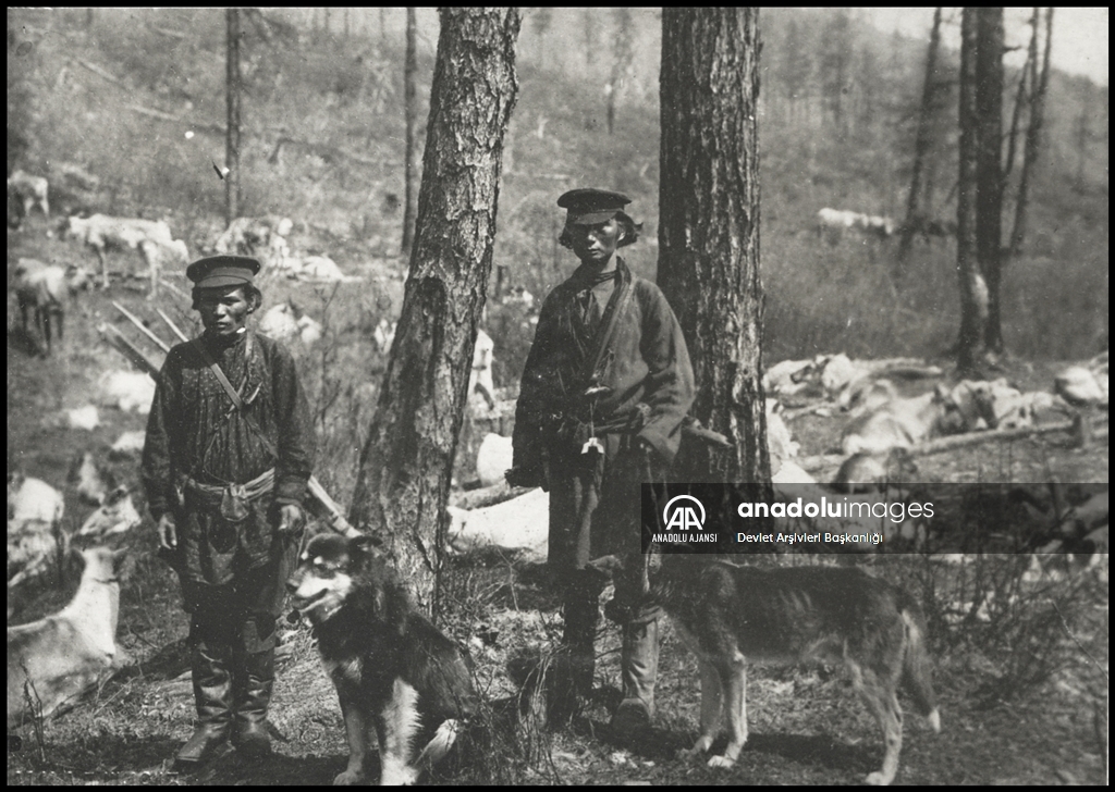 Türk boylarının 111 yıllık fotoğrafları Devlet Arşivleri'nde