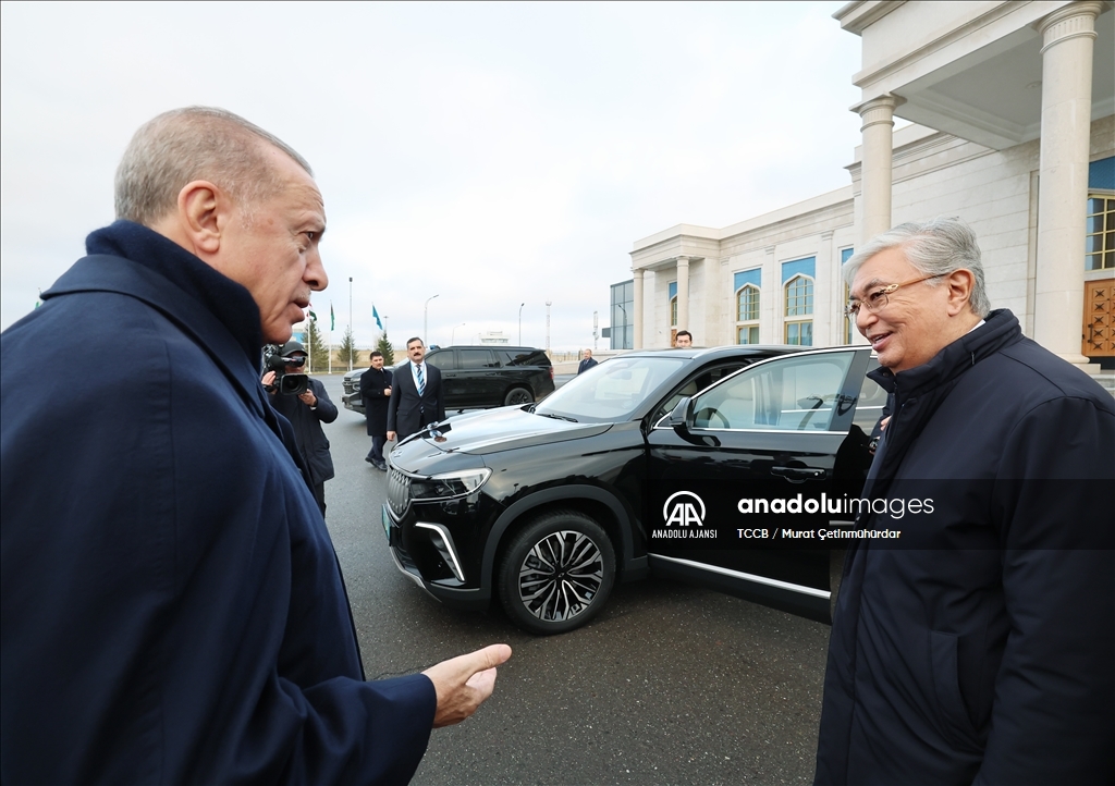 Cumhurbaşkanı Erdoğan, Kazakistan Cumhurbaşkanı Tokayev'e TOGG hediye etti