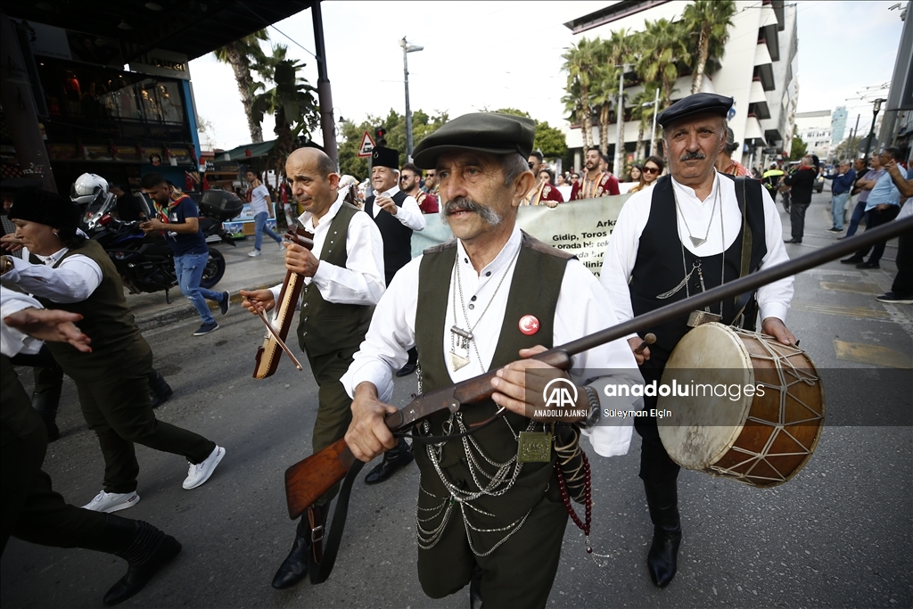 Antalya'da 2. Uluslararası Yörük Türkmen Festivali başladı