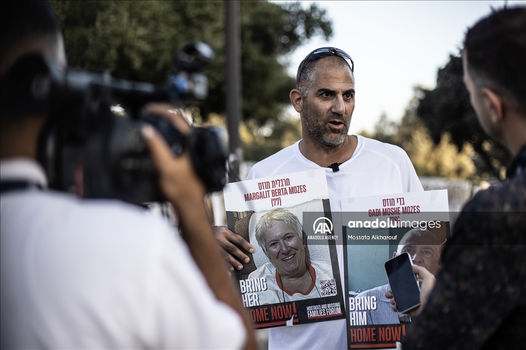 إسرائيل.. ذوو الأسرى يواصلون الضغط على نتنياهو