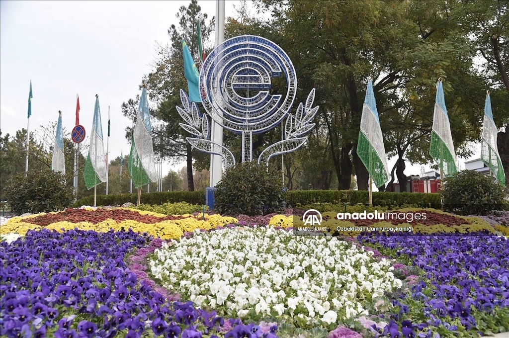 Özbekistan'da yarın Ekonomik İşbirliği Teşkilatı Zirvesi yapılacak