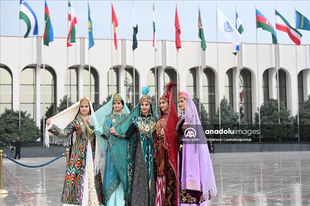 Özbekistan'da yarın Ekonomik İşbirliği Teşkilatı Zirvesi yapılacak