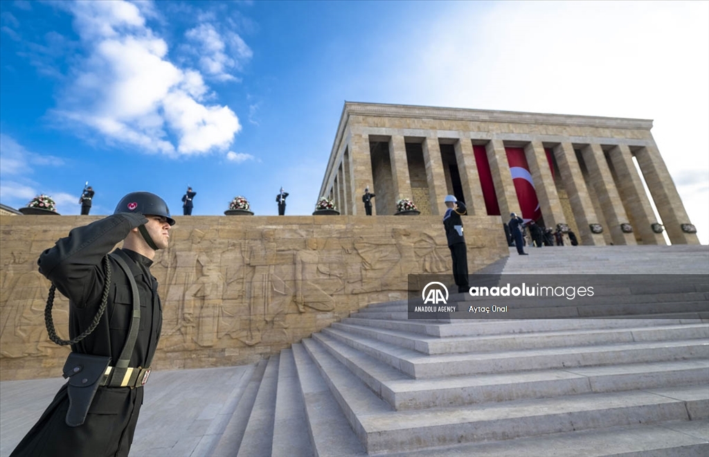 Во Аниткабир во Анкара се одржа државна церемонија за големиот турски водач, Мустафа Кемал Ататурк