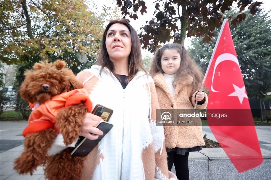 Büyük Önder Atatürk'ü anıyoruz