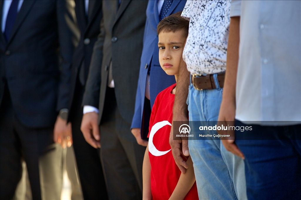 Büyük Önder Atatürk'ü anıyoruz