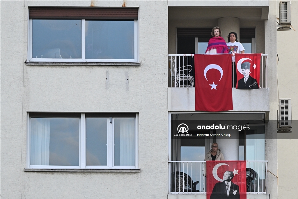 Büyük Önder Atatürk'ü anıyoruz