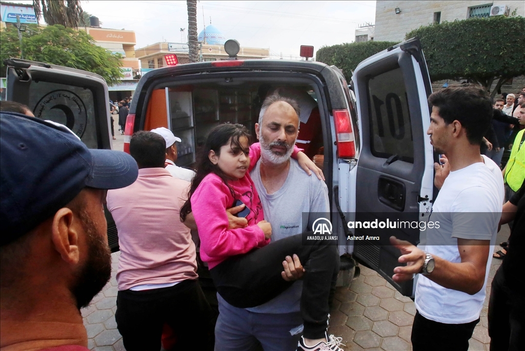 İsrail'in Gazze Şeridi'ne saldırıları 39'uncu gününde de şiddetlenerek devam ediyor