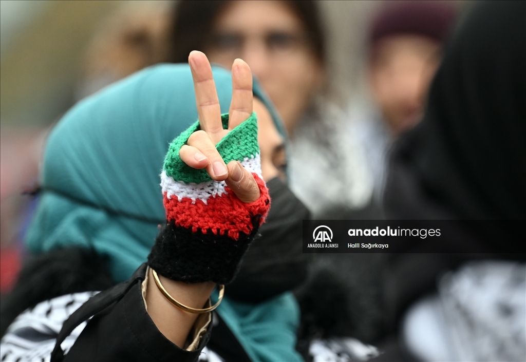 Almanya’nın başkenti Berlin’de Filistin’e destek gösterisi düzenledi