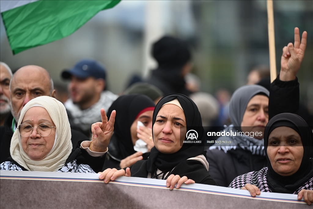 Almanya’nın başkenti Berlin’de Filistin’e destek gösterisi düzenledi