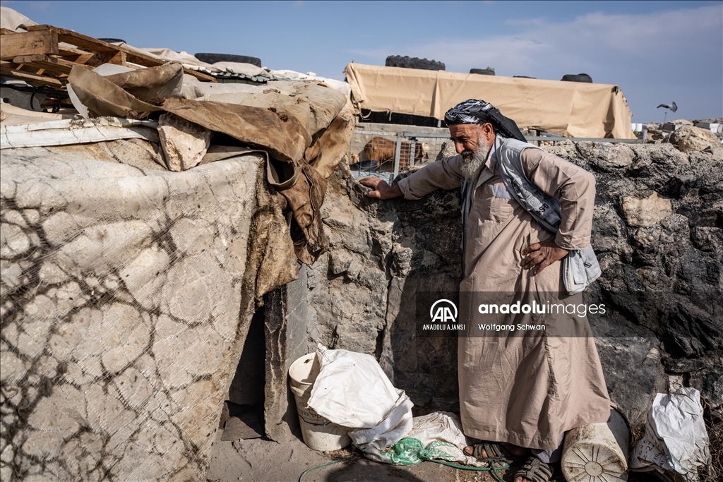 El Halil'e bağlı Um Fagarah köyündeki Filistinliler, endişe içinde