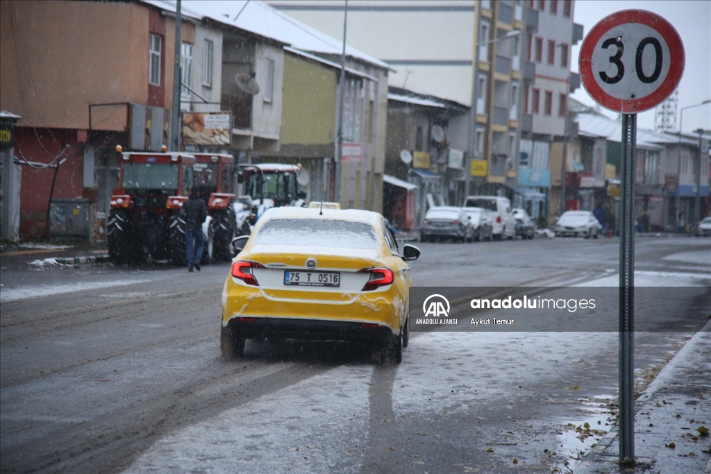 Ardahan'da kar yağışı