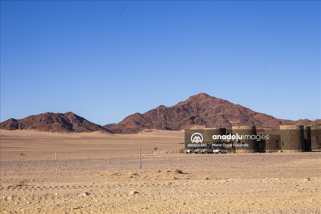 Dünyanın en yaşlı çölüne yolculuk: Namib Çölü