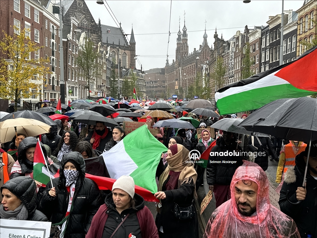 Hollandalılar Filistin'e destek için yürüdü