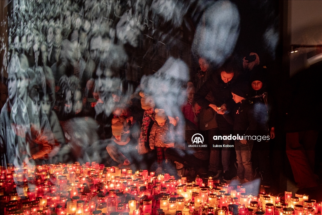 "Kadife Devrim", 34. yılında Prag'da anıldı