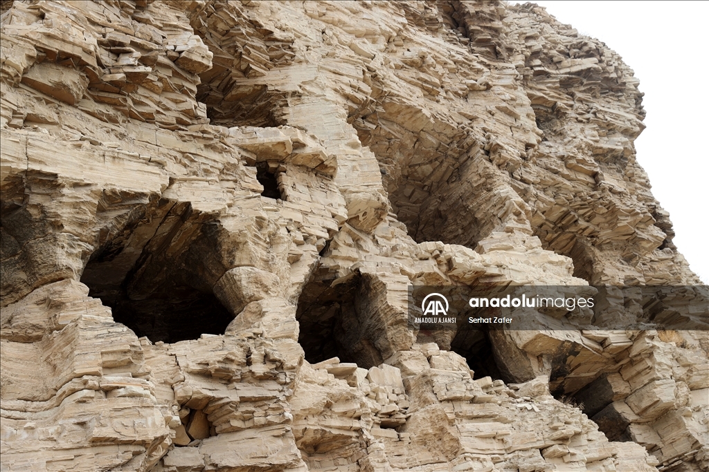 Sivas'ın mağara apartmanları ziyaretçilerini ağırlıyor