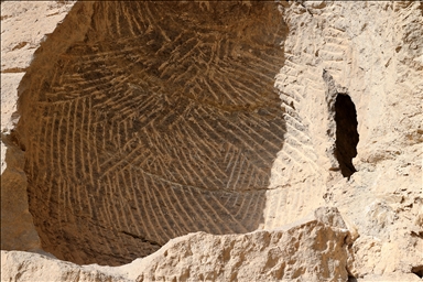 Каменные пещеры в турецкой провинции Сивас принимают посетителей