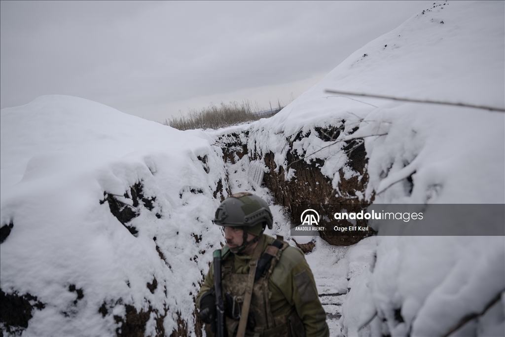 عدسة الأناضول ترصد القتال على محور كوبيانسك الأوكرانية