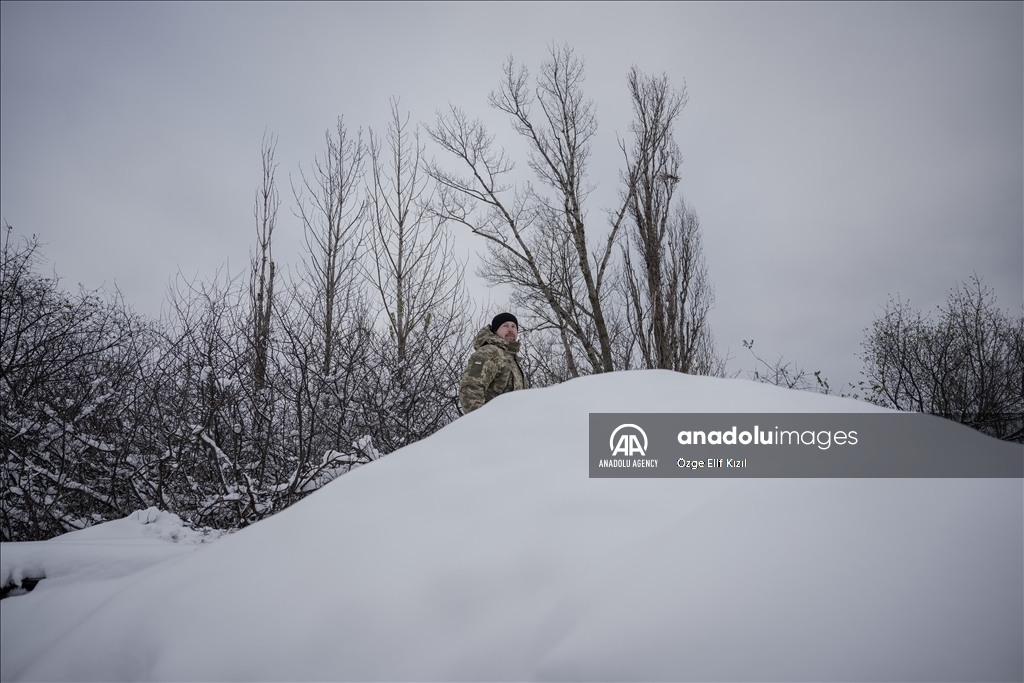 عدسة الأناضول ترصد القتال على محور كوبيانسك الأوكرانية