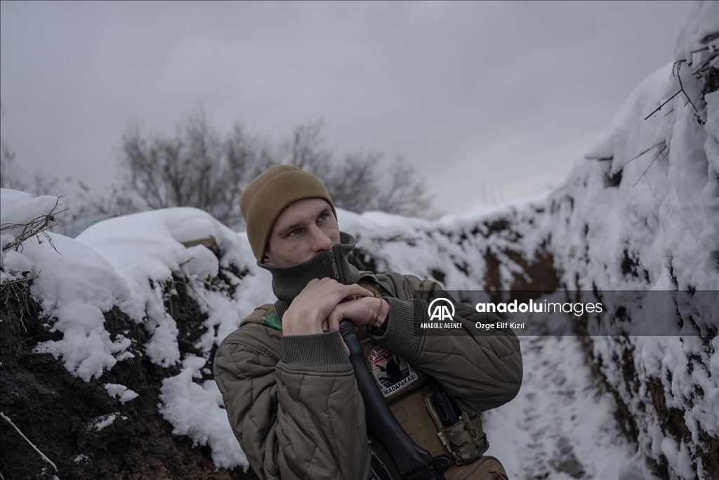 عدسة الأناضول ترصد القتال على محور كوبيانسك الأوكرانية