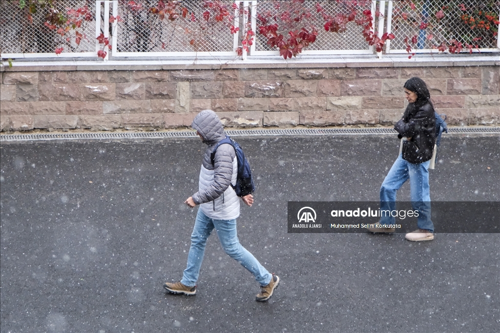 Ankara'da kar yağışı