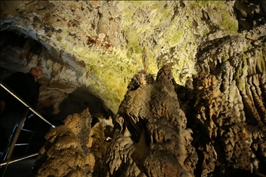 Türkiye: La grotte d'Oylat de Bursa, vieille de 3 millions d'années, est visitée par 300 000 personnes chaque année