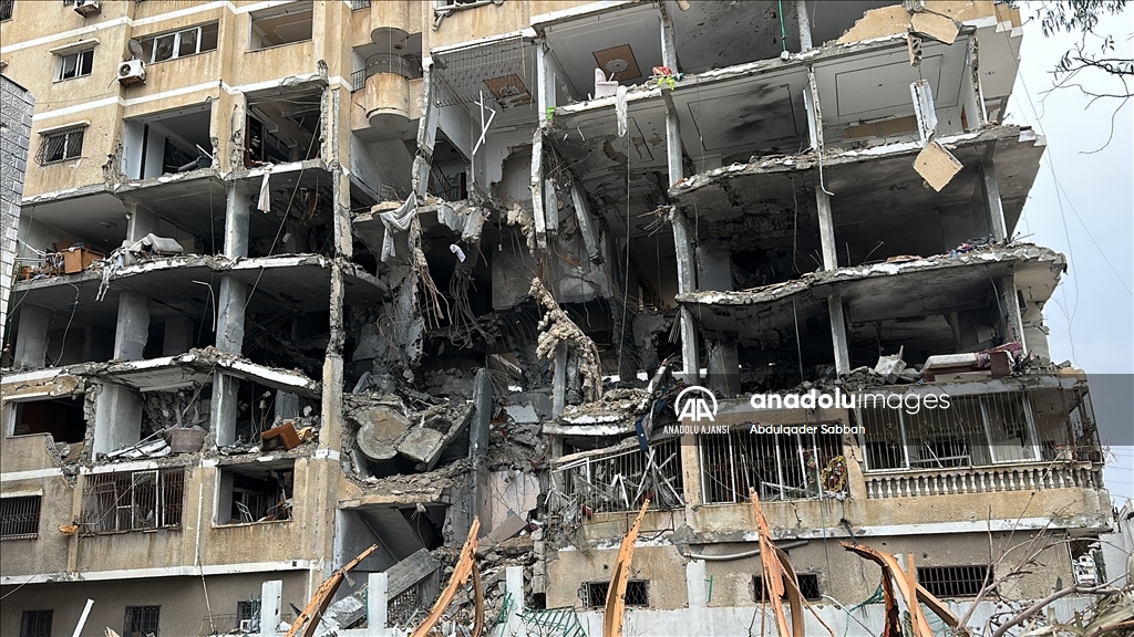 İsrail saldırılarının ardından Gazze kentinin Tel al-Hawa Mahallesi harabeye döndü