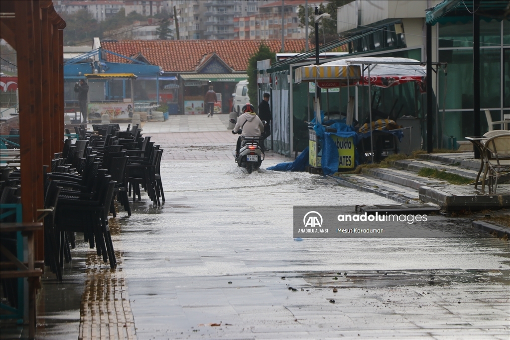 Tekirdağ'da deniz ulaşımına lodos engeli