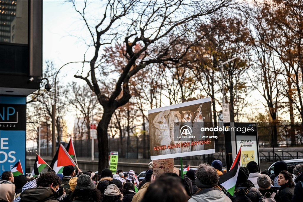 İsrail'in Gazze'ye yönelik saldırıları New York'ta protesto edildi